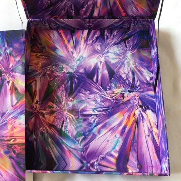 UD Box - Picture 2 of 6